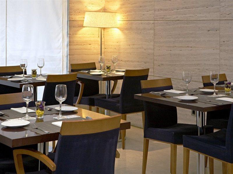 Zenit Malaga Hotell Restaurant bilde