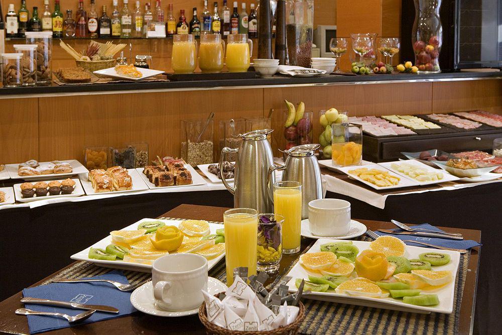 Zenit Malaga Hotell Restaurant bilde